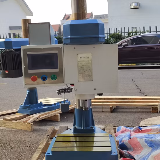 Maschiatrice automatica per trapano CNC con servomotore automatico Dsz-30 da 26 mm di vendita calda nei settori della bicicletta, paralume, lavorazione dei metalli, impianti idraulici